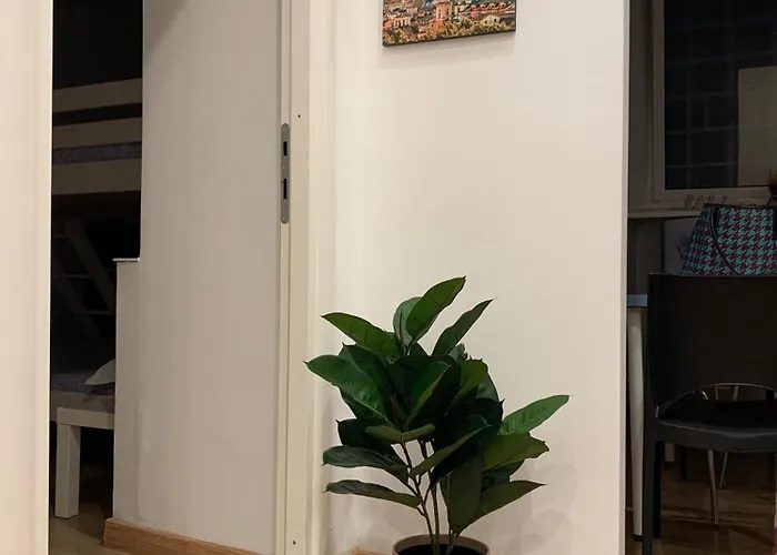 Apartment Step By Rom