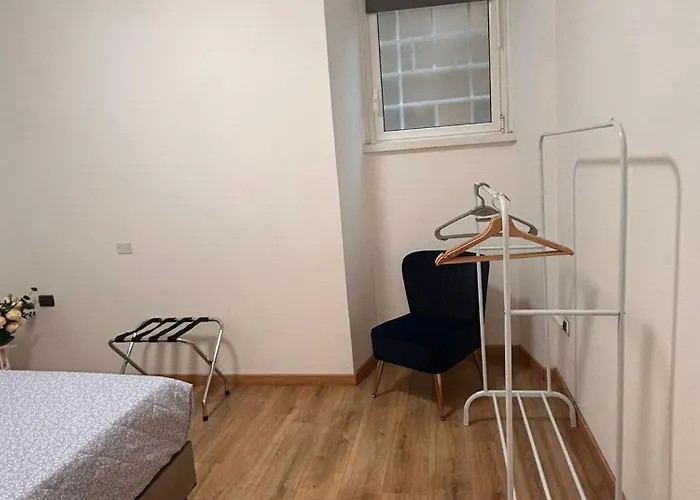 Step By Apartment *